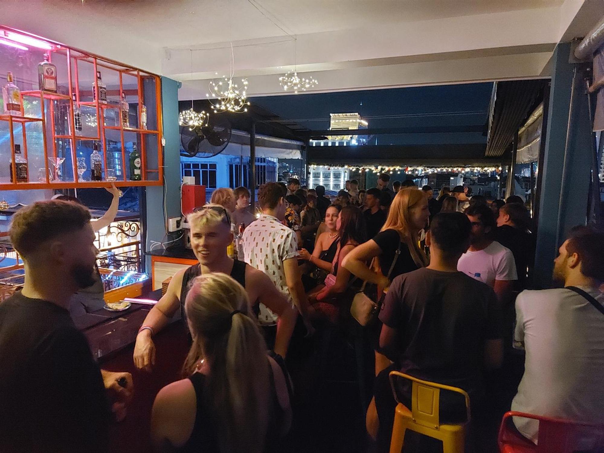 Saigon Rooftops Hostel 胡志明市 外观 照片
